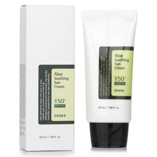 کرم ضد آفتاب کوزارکس SPF 50 مناسب پوست‌های حساس و انواع پوست